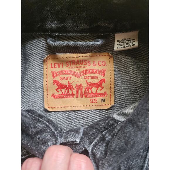 Levi's Original Trucker Denim Jean Jacket Size M Black Rigid Wash Button Front - Picture 2 of 6